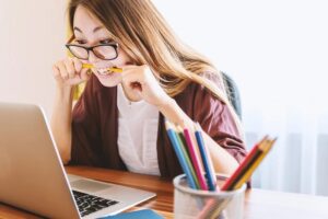 – Ви звільнені! – кричала Світлана Михайлівна, генеральний директор фірми, що здійснює пасажирські перевезення. – На роботу можете не виходити, відразу кажу!