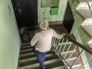 «Тамаро, рідна, ти заходь. Тут таке твориться, нам потрібно серйозно поговорити» – сказала сусідка і затягла мене у квартиру.