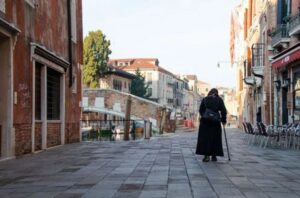 3 роки тому все було добре. Була я господинею, але все змінилось, коли я вирішила допомогти сину
