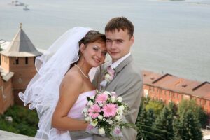 – Ваша задача – сидіти з онуком й тихенько мовчати, – повчала невістка. Хоча сама має гріх на душі