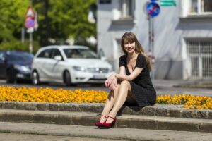 Ефектна незнайомка підійшла до мене і сказала: “Не дивно, що ваш чоловік вам зраджує. Я б сама кинула таку недоглянуту”