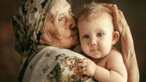 Рідній бабусі було важко піклуватися про онука: готувати йому їжу, прати. І вона прийняла несподіване рішення