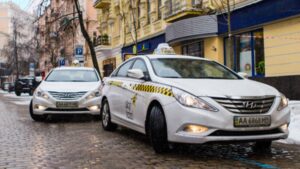 Зі мною сталася неприємна ситуація. Я працюю таксистом і отримав замовлення від колишньої дружини