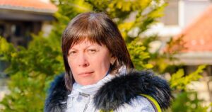 Син вимагає в нас, щоб ми купили йому однокімнатну квартиру в новобудові. Де ми повинні взяти гроші на це? Ми з чоловіком вже вийшли на пенсію