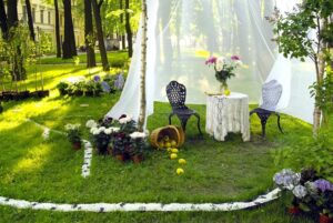 Ми з чоловіком знайшли дієвий засіб, який допоможе здихатися від “гостей” на дачі