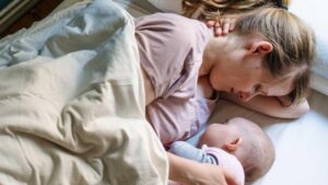 Я почав помічати, що дружина постійно втомлюється, а в її очах вже не горить вогник. Далі так продовжуватись не може, я вирішив змінити обстановку