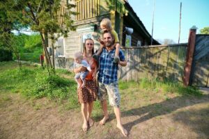 Чоловік хотів забрати будинок, який ми купували разом. Та доля його швидко покарала