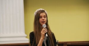 Пророчий вірш дівчинки з Бучі! Хто ж знав, що ці рядки стануть колись реальністю?